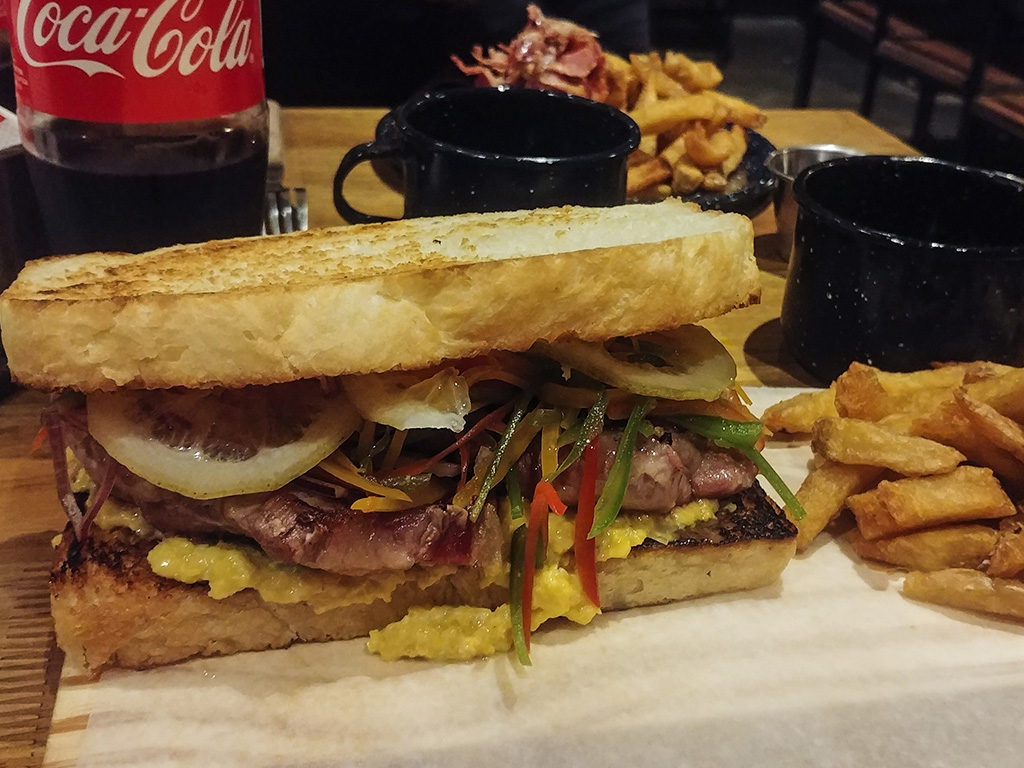 Tierra de Nadie: hamburguesas de otro nivel