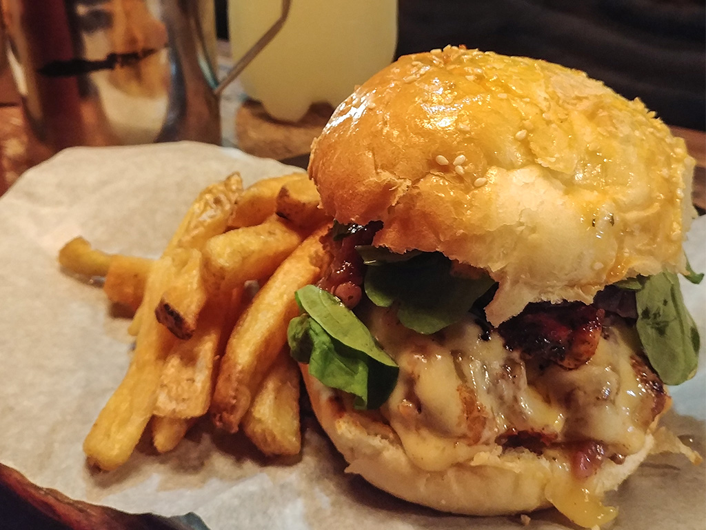 Tierra de Nadie: hamburguesas de otro nivel