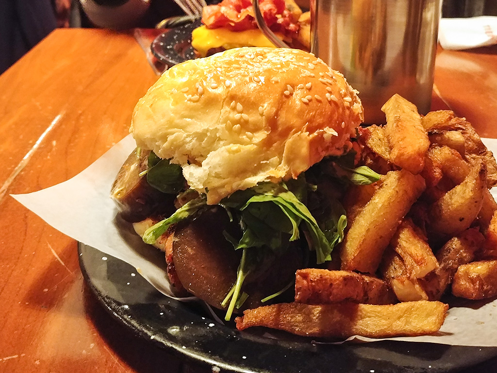 Tierra de Nadie: hamburguesas de otro nivel